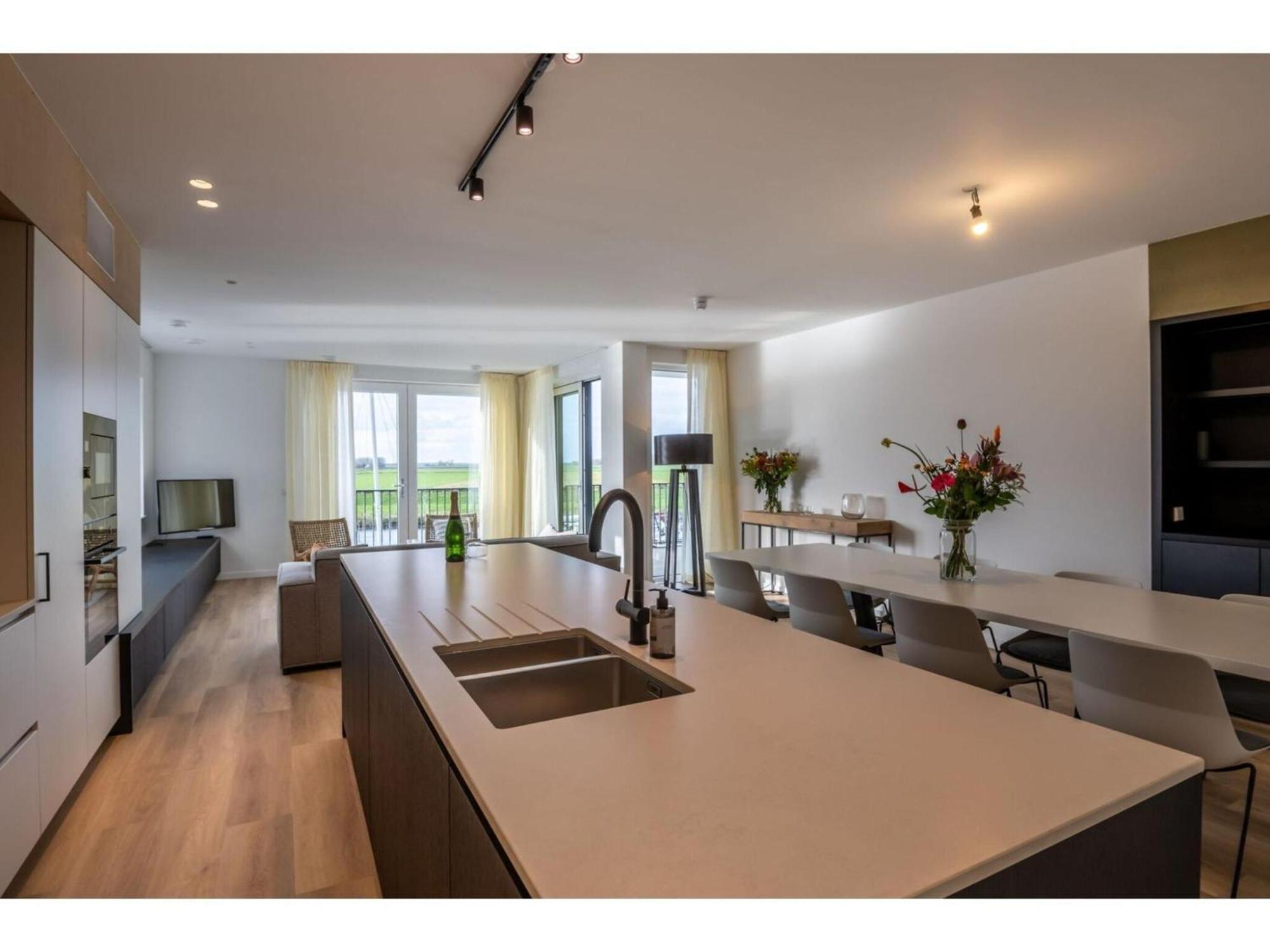 Luxury Apartment In R Sidence Marina Kamperland Pet Friendly Екстериор снимка